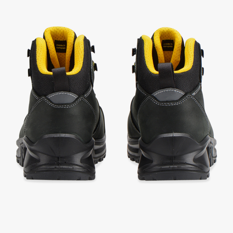 CHAUSSURES HAUTES CROSS COUNTRY DIADORA