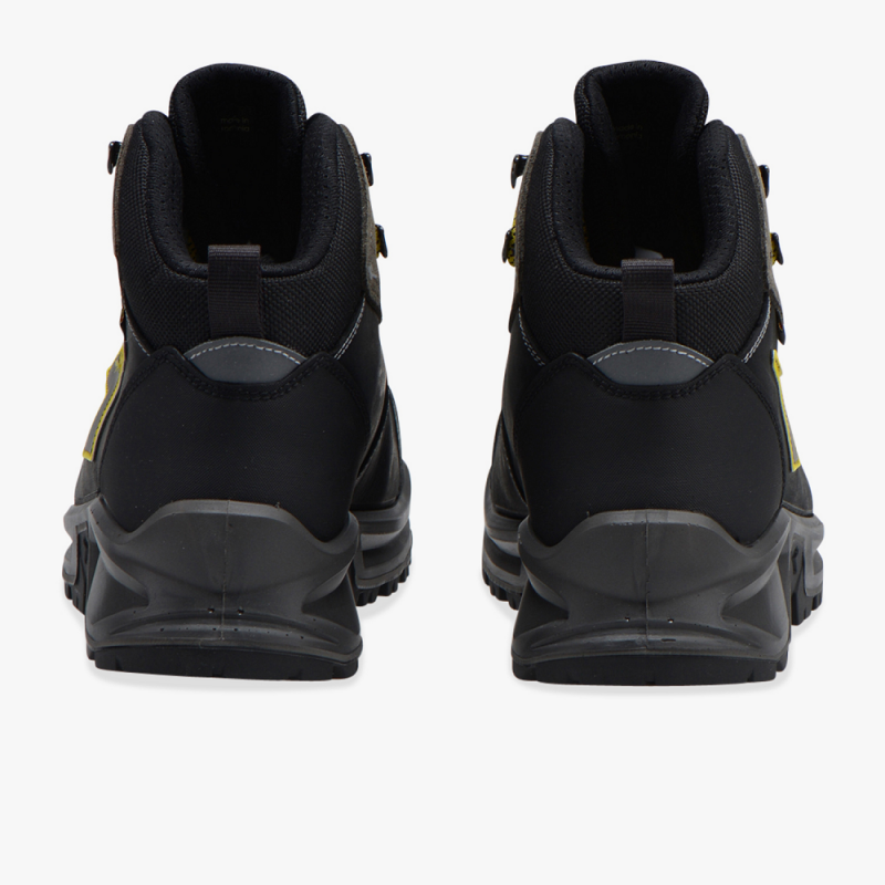 CHAUSSURES HAUTES CROSS SPORT DIADORA