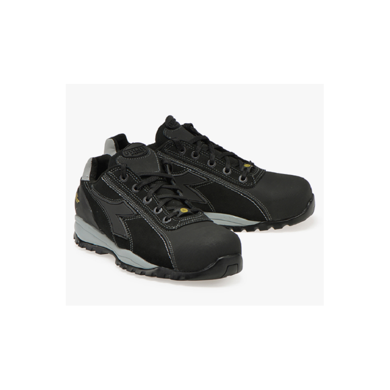 CHAUSSURES BASSES GLOVE TECH DIADORA