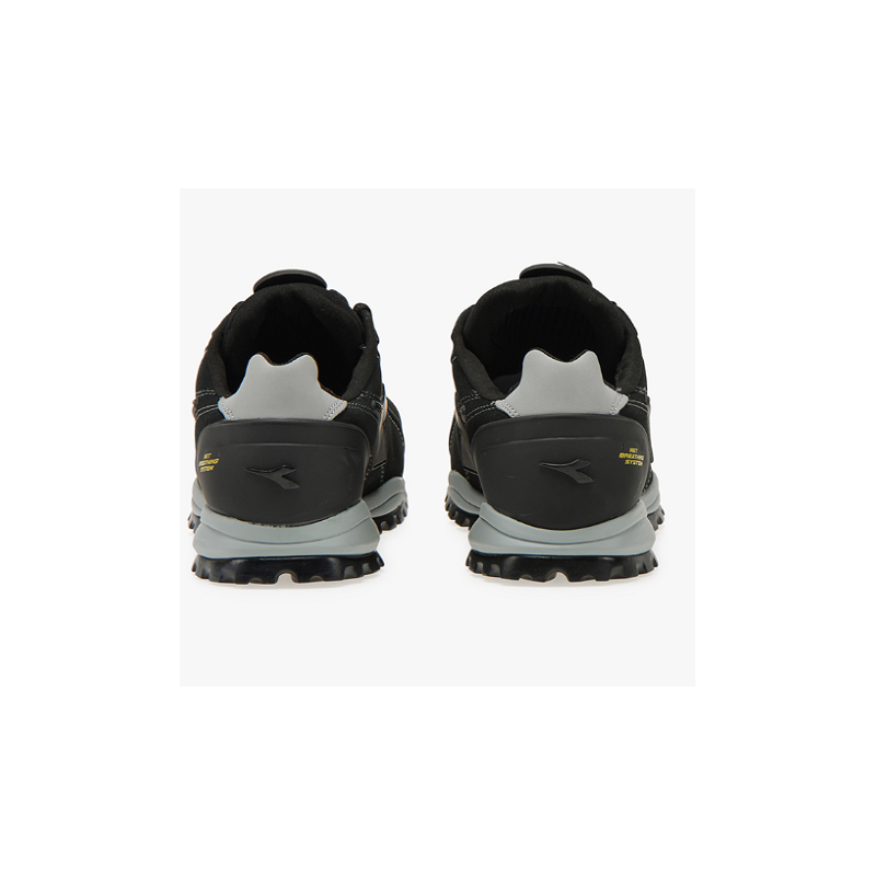 CHAUSSURES BASSES GLOVE TECH DIADORA