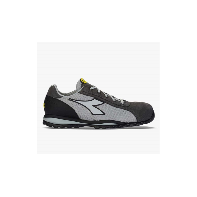 CHAUSSURES BASSES GLOVE TEXTILE DIADORA